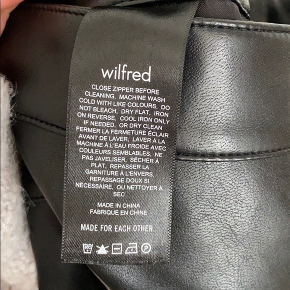 Aritzia rebel pants (vegan leather) size 4 - Picture 7 of 7